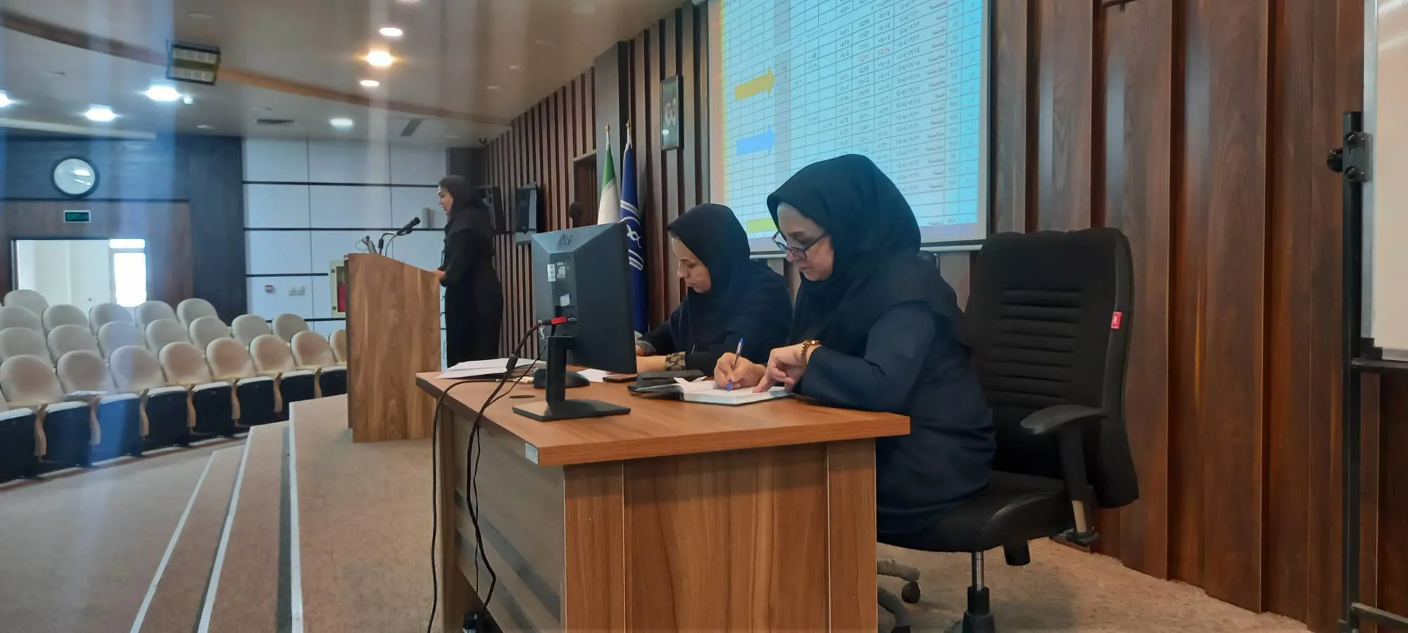  تبیین دستورالعمل‌های تعرفه‌گذاری و بررسی عملکرد پرستاری در سال ۱۴۰۵